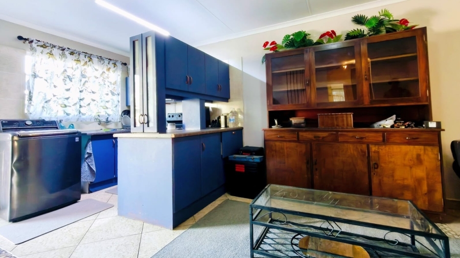 2 Bedroom Property for Sale in Grimbeeck Park North West